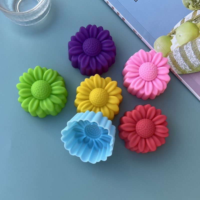 6 Pcs Set Non-Stick Flower Des - Soap Making Name review and price